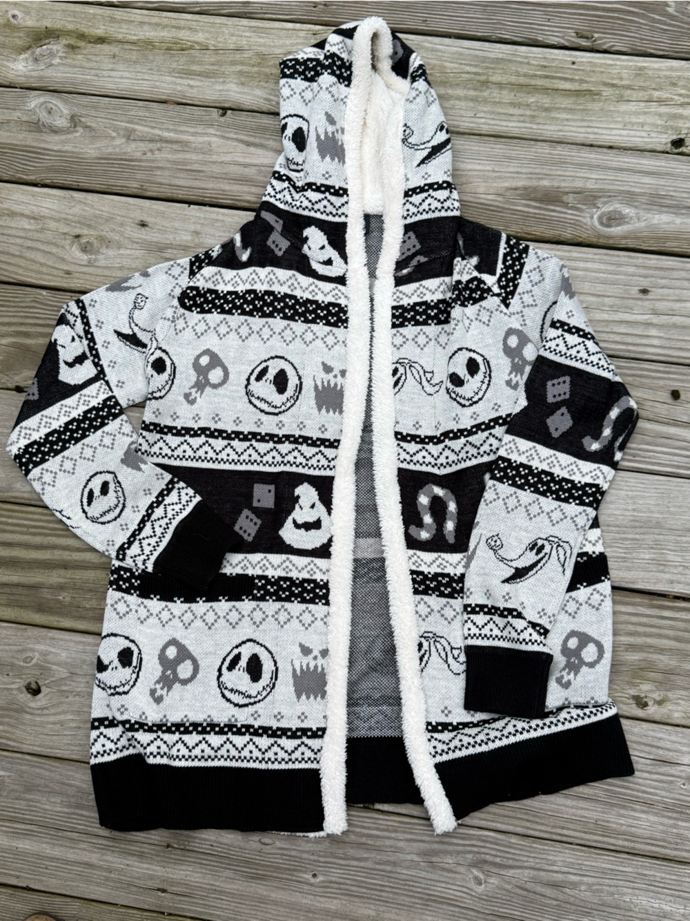 Hot Topic The Nightmare Before Christmas Fair Isle Sherpa  Cardigan small